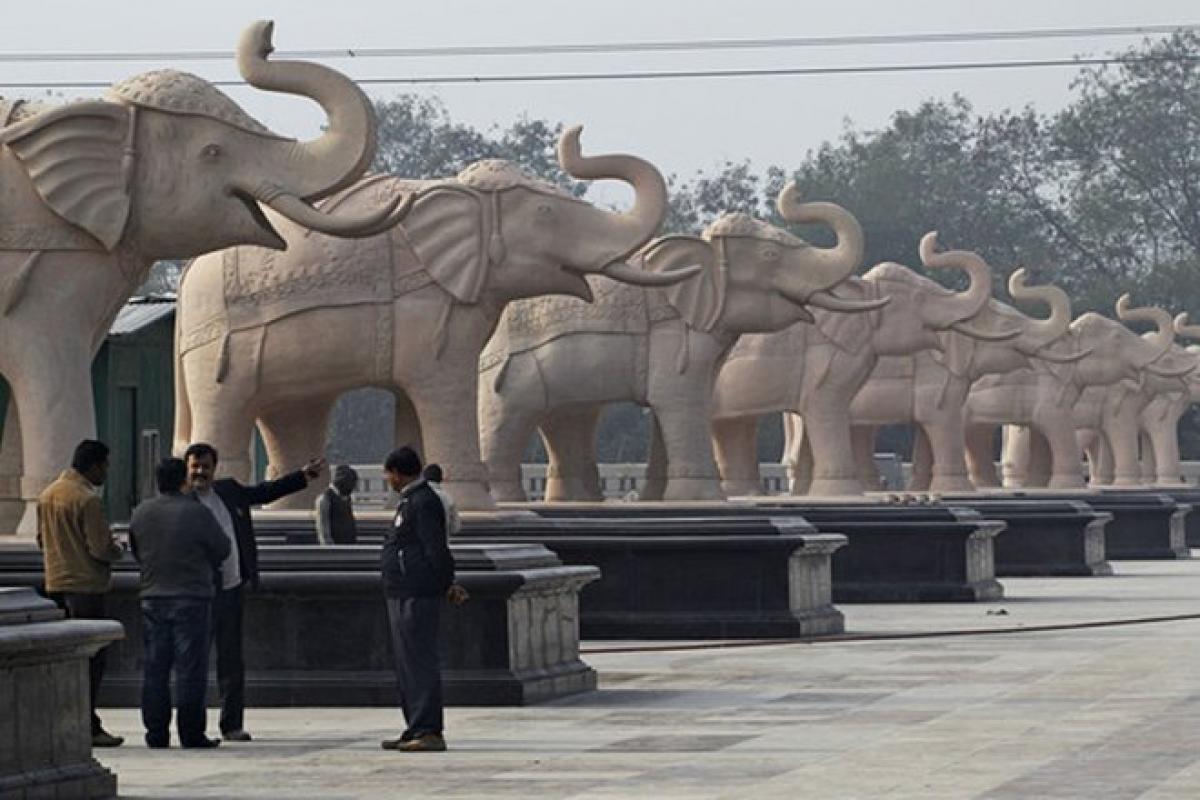 UP Elections 2017: Elephant Statues Wont Be Covered In This Assembly Polls